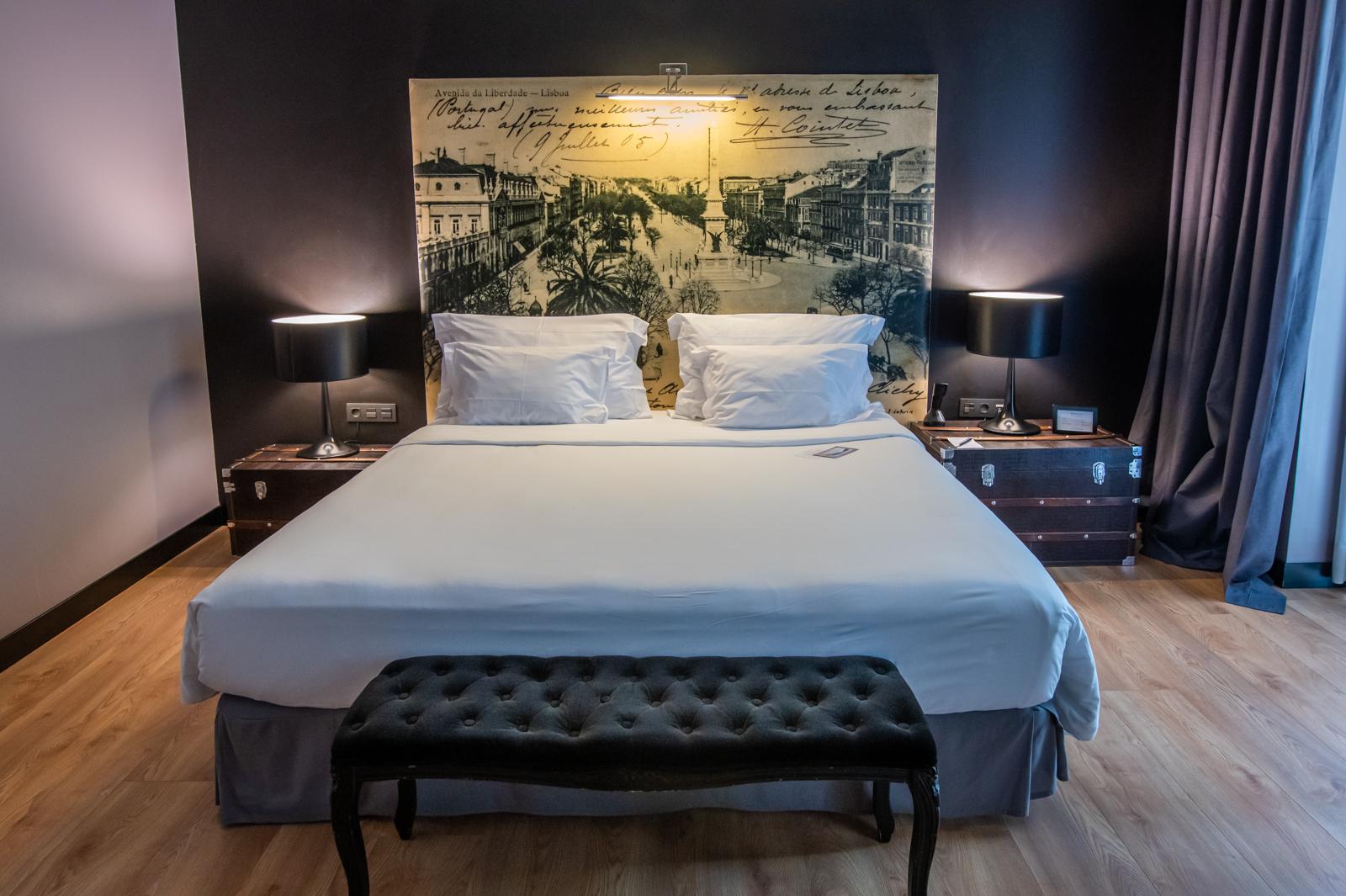 138 Liberdade Hotel 리스본 외부 사진 A bedroom at the hotel